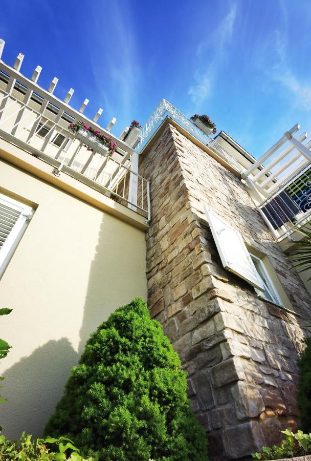 Guesthouse Olei Malinska Ngoại thất bức ảnh